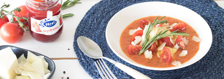 Raviolis Con Salsa De Tomate Y Mermelada de Fresa
